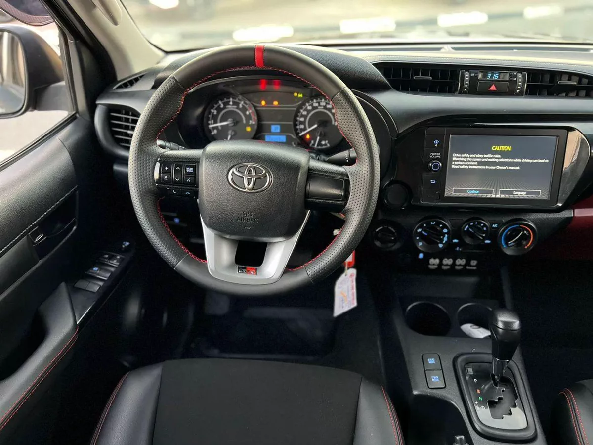 Toyota Hilux SGLX 2021 Toyota Hilux Black Edition - Trunk Cover - 2.7L V4 - GCC - AWD 4x4 - Rear Camera - Le-11-0