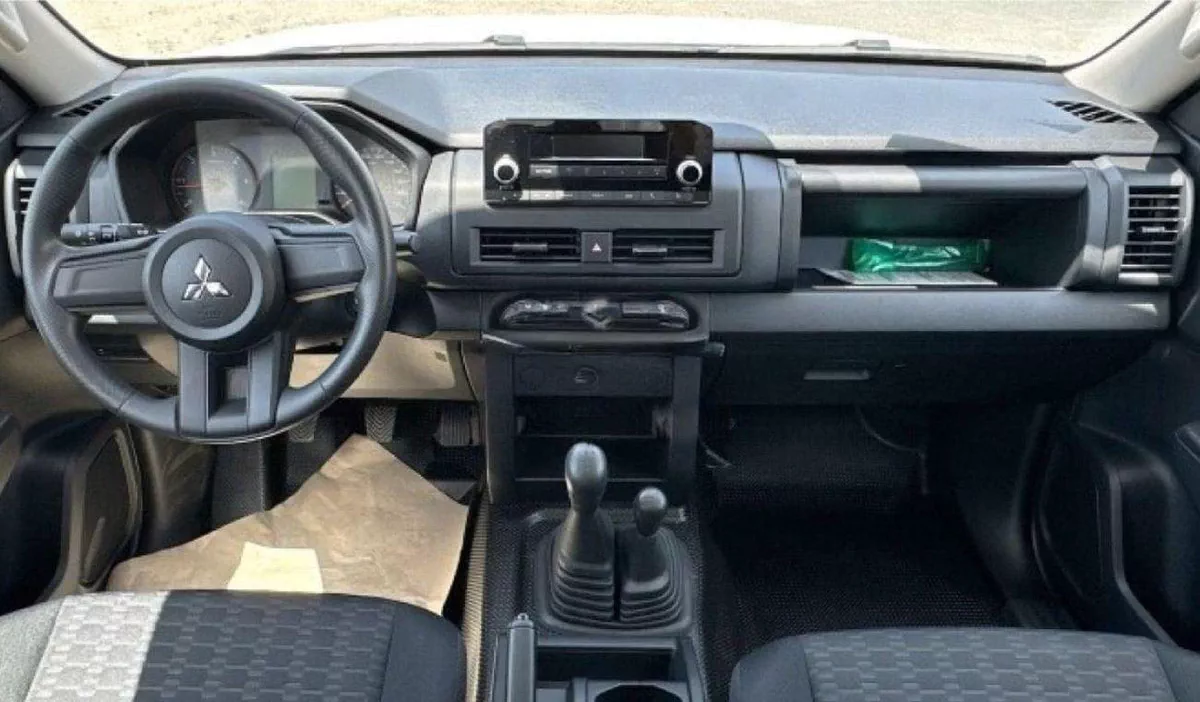 Mitsubishi L200 GL Mitsubishi L200 2.4L diesel MY2026-9-0