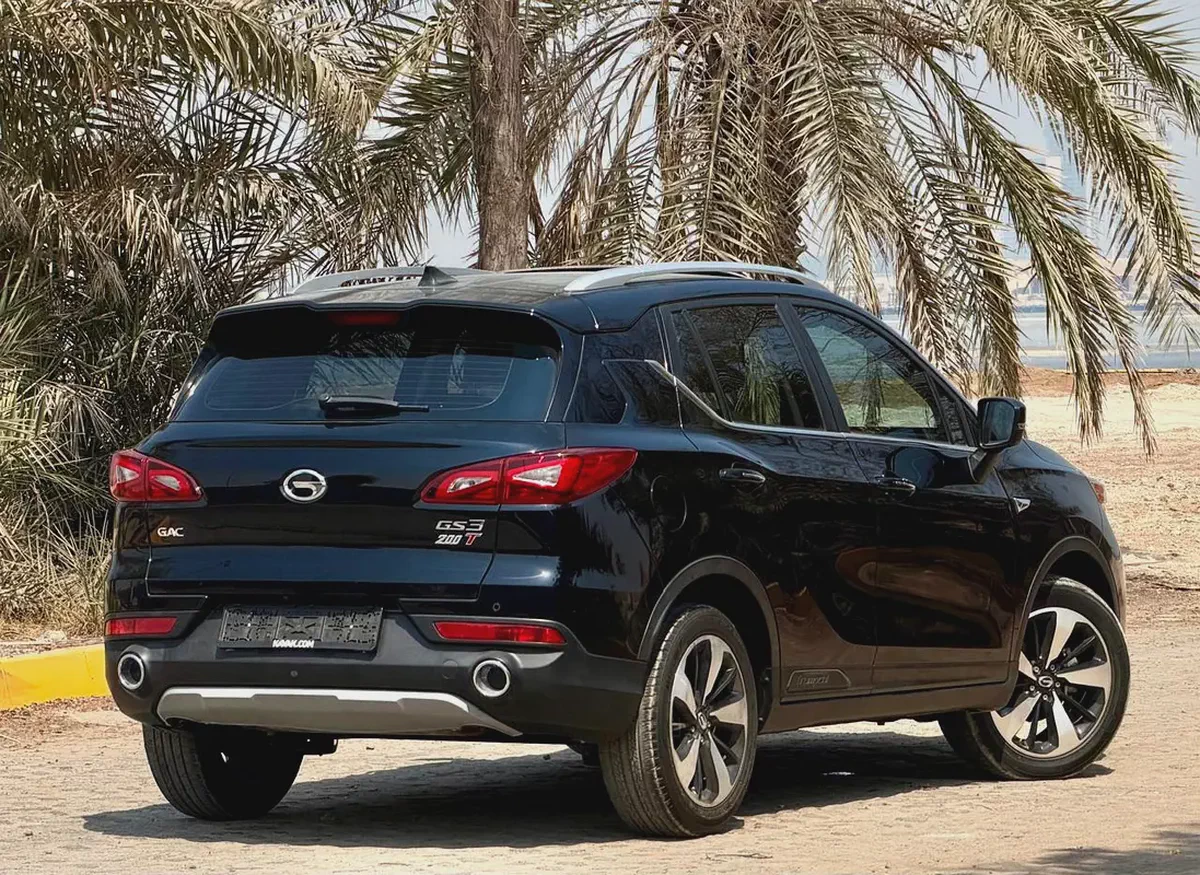 560-Monthly l GCC l Sunroof, Leather, Cruise l Accident Free-3-3