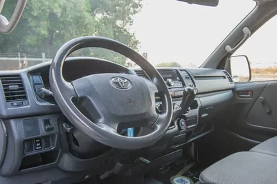 Toyota Hiace Standard Roof | Delivery Van | GCC Specs | Ref#T24064-10