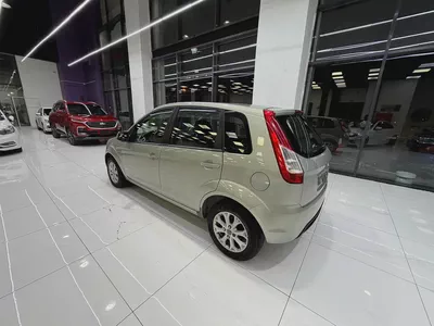 Ford Figo 2015 Base GCC Specs-4