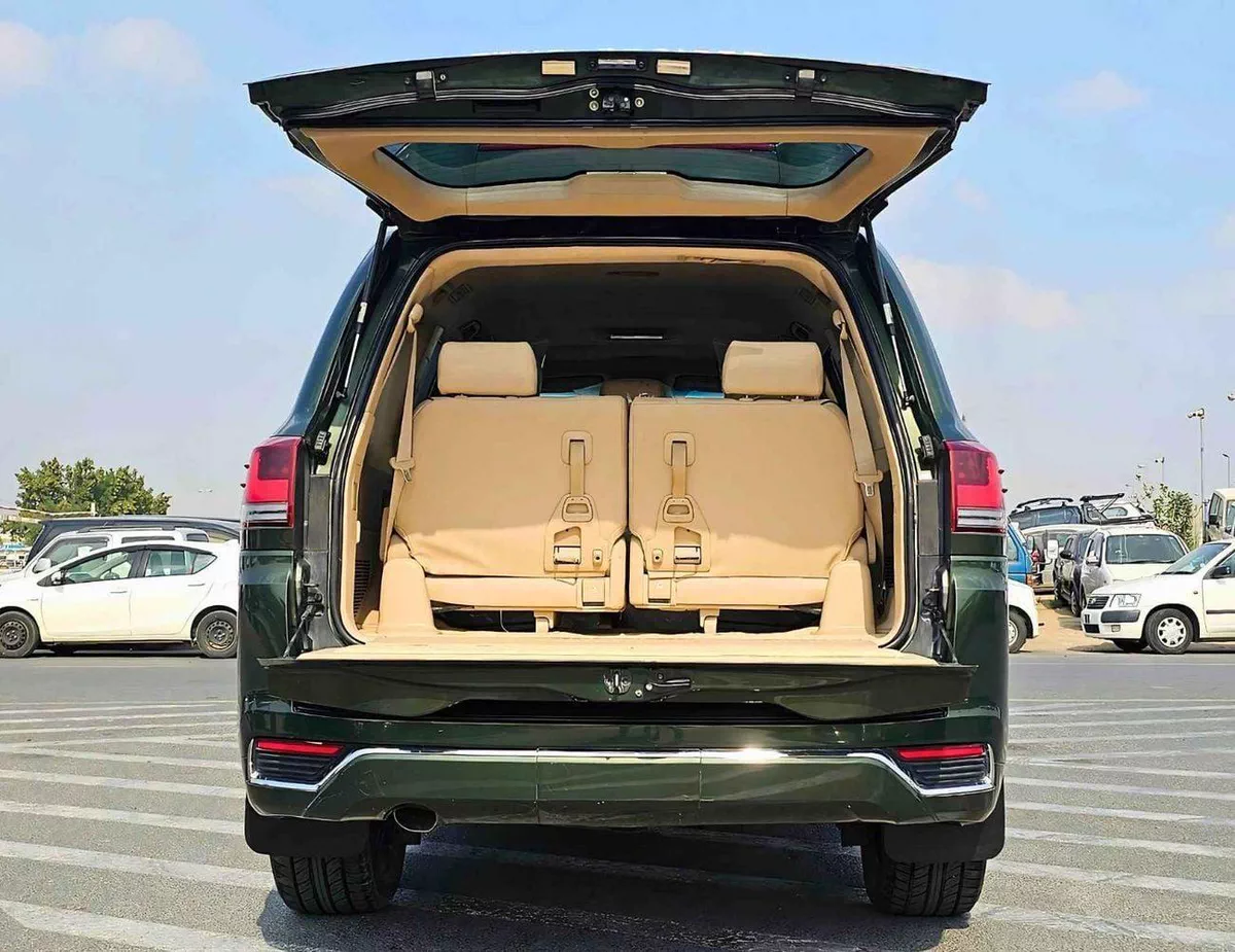 Toyota Land Cruiser GXR GR SPORT/V8 4.6L/2022 SHAPE/ BODY KIT/ FULL OPTION/ SPECIAL  COLOR/ EXPORT ONLY/LOT#60306-4-0