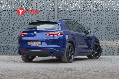 Alfa Romeo Stelvio 2022-8