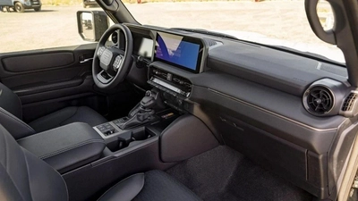 Toyota Prado (LHD) TOYOTA PRADO 250 WX 2.4P AT ADVENTURE MY2025– BLACK-8