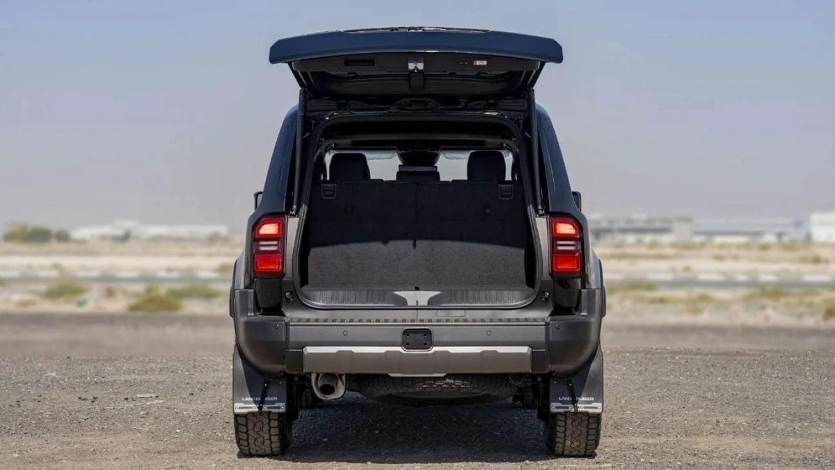 Toyota Prado (LHD) TOYOTA PRADO 250 WX 2.4P AT ADVENTURE MY2025– BLACK-16-16