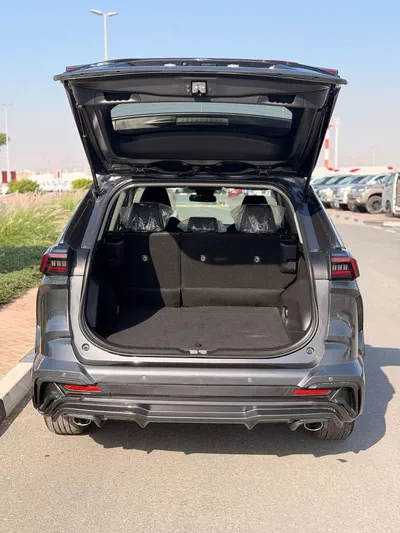Toyota RAV4 XLE full option-19
