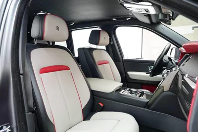 Rolls-Royce Cullinan Black Badge Facelift-4