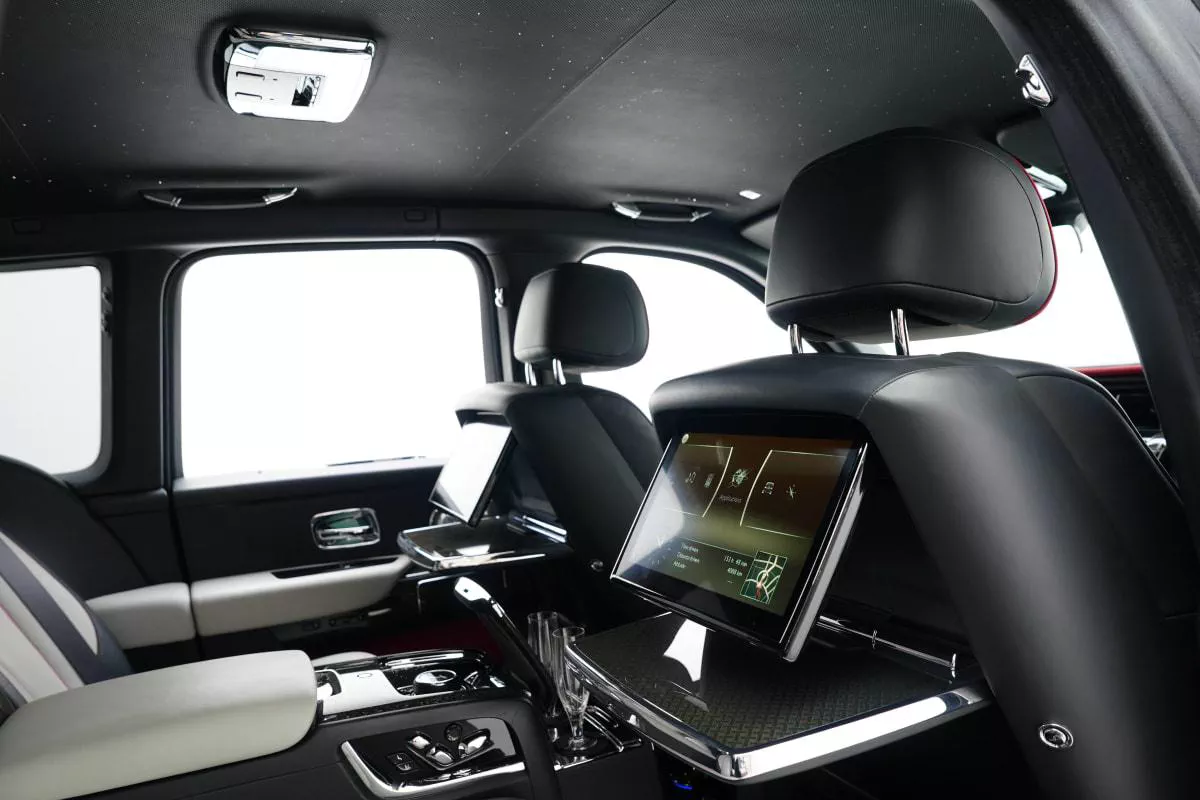 Rolls-Royce Cullinan Black Badge Facelift-9-9