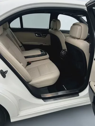 AED 1632 | MERCEDES S63 AMG 2012 | PRISTINE CONDITION | LOW KMS | HI SPECS | 1 YEAR WARRANTY-9