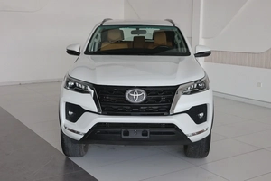 Toyota Fortuner GXR 2023 | GCC Specs | Low Mileage 46000km-Pristine Conditiom