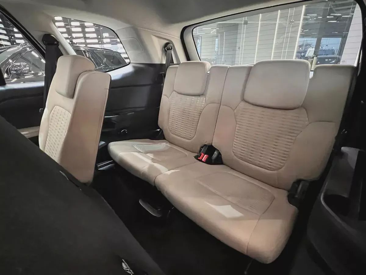 !! 2024 !! Ford | Everest | XLS | GCC | 7-Seater | Just 52000 Driven-17-17