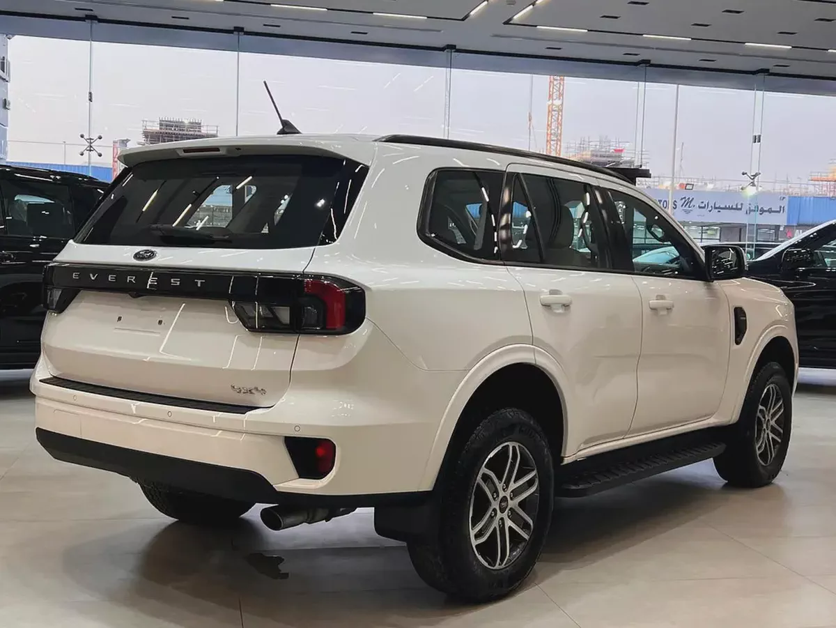 !! 2024 !! Ford | Everest | XLS | GCC | 7-Seater | Just 52000 Driven-2-2