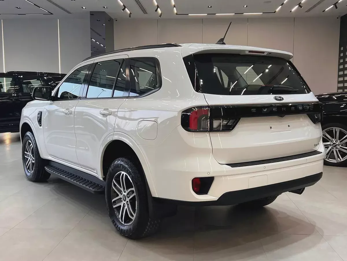 !! 2024 !! Ford | Everest | XLS | GCC | 7-Seater | Just 52000 Driven-3-3