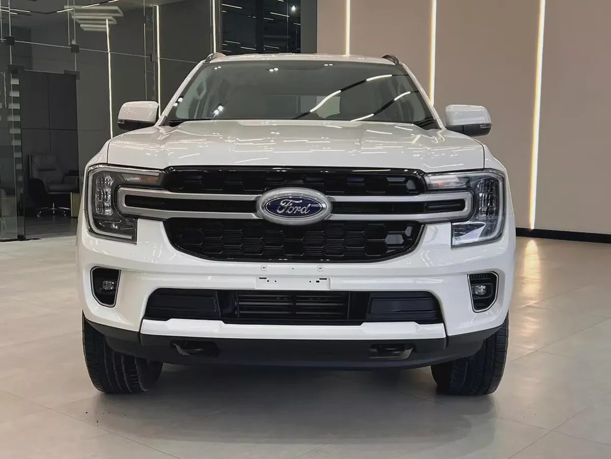 !! 2024 !! Ford | Everest | XLS | GCC | 7-Seater | Just 52000 Driven-6-6