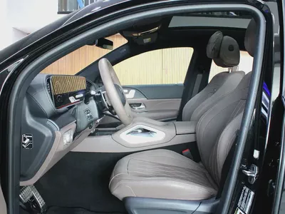 2025 Mercedes-Benz GLE 53 AMG 4Matic Plus - Like New!-9