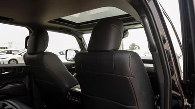 Toyota Prado VXR Toyota Prado Premium 2.4L petrol MY 2025 FULL OPTION-19
