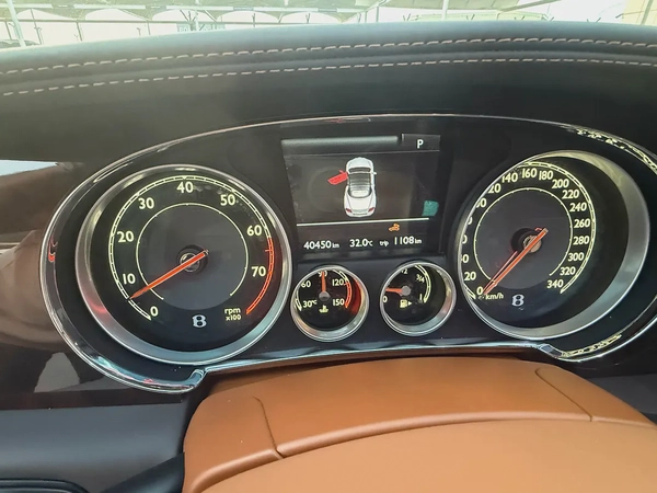 BENTLEY CONTINENTAL GTC SPEED - W12 - 2014 - 40,000 kms - FULL OPTION - JAPANESE SPEC