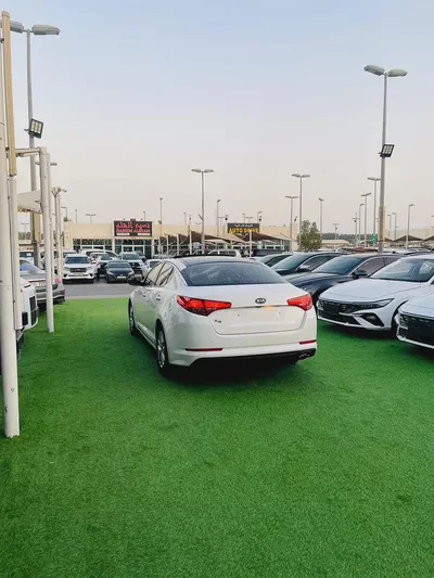 Kia Optima 2010 GCC | Well Maintained | Luxury Sedan |-4