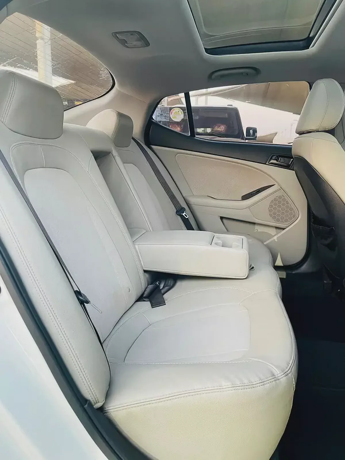 Kia Optima 2010 GCC | Well Maintained | Luxury Sedan |-12-12
