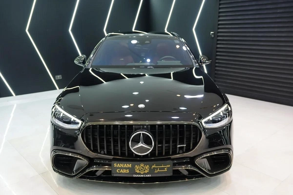 Mercedes-Benz S63 AMG E Performance