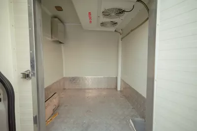 Urvan Freezer High Roof | Manual | GCC Specs | Ref#N81474-8