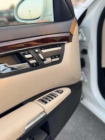 Mercedes Benz S550L- 2007-2