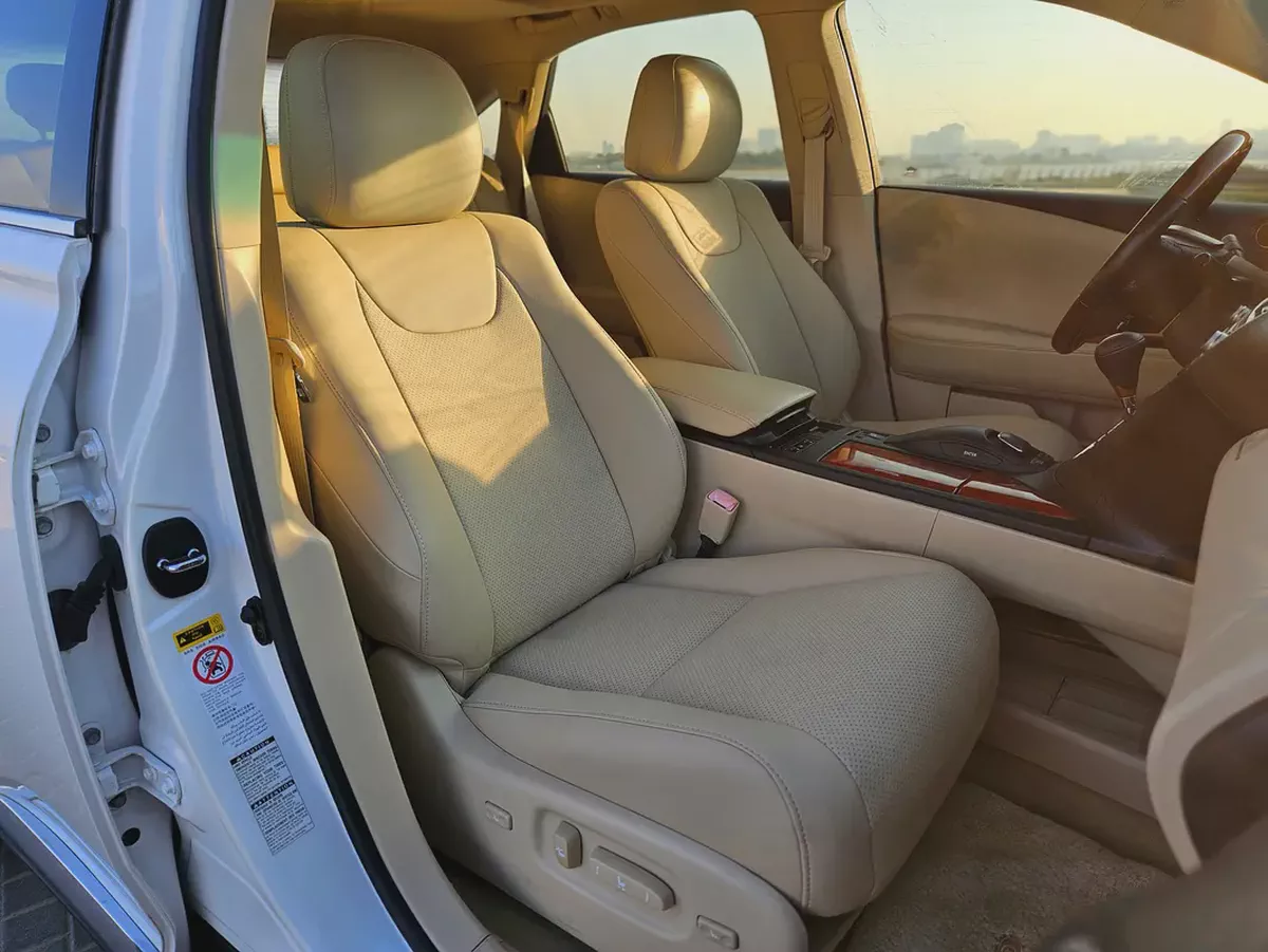 Lexus RX 2009 GCC Premium Full Option Top With Panoramic Roof Immaculate Condition Inside Out-8-8