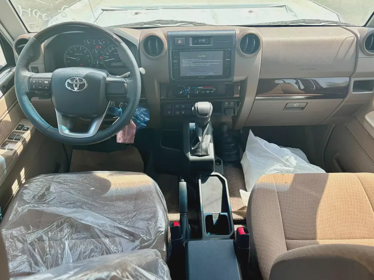 Toyota Land Cruiser 70 Series LC 76 LX 2026 GCC Specs-7-7