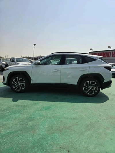 Hyundai Tucson 2.0L Smart (FWD)-4