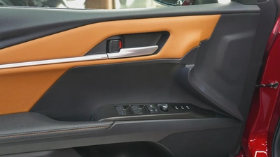 2025 TOYOTA CAMRY LUMIERE 2.5L HYBRID FULL OPTION-5