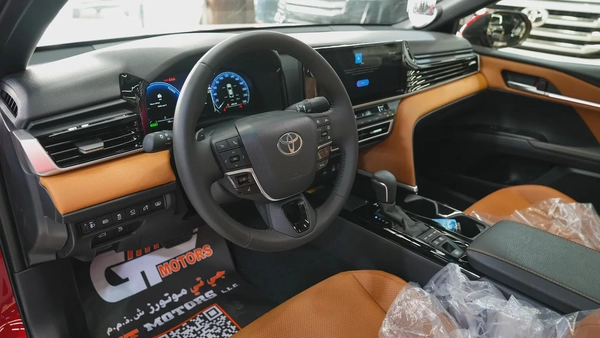 2025 TOYOTA CAMRY LUMIERE 2.5L HYBRID FULL OPTION