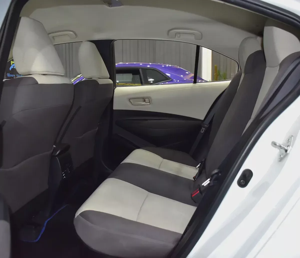 AED 872 EMi at 0% DP | Toyota Corolla Hybrid ( 2020 Model ) in White Color GCC Specs-14-14
