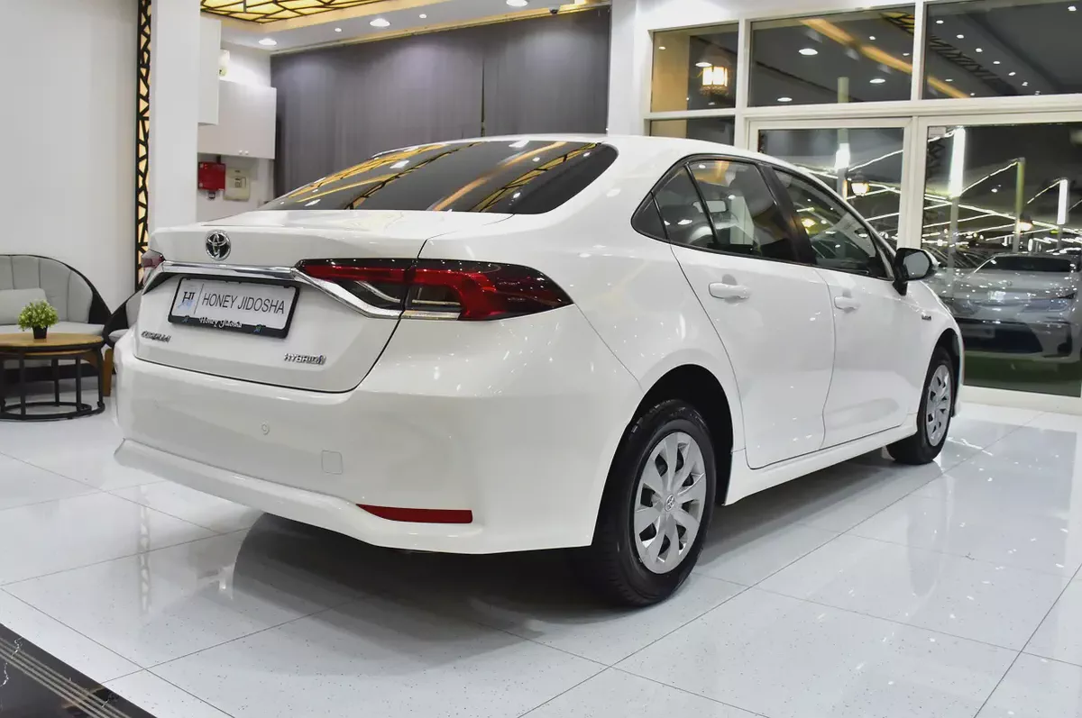 AED 872 EMi at 0% DP | Toyota Corolla Hybrid ( 2020 Model ) in White Color GCC Specs-5-5