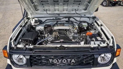 Toyota Land Cruiser 70 LC76 DX AMBULANCE LC78 4.2D MT MY2024-19