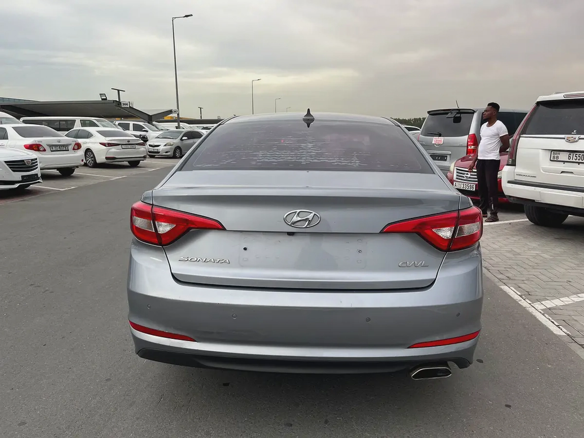 Hyundai Sonata GL 2016 - Korean Specs-4-4
