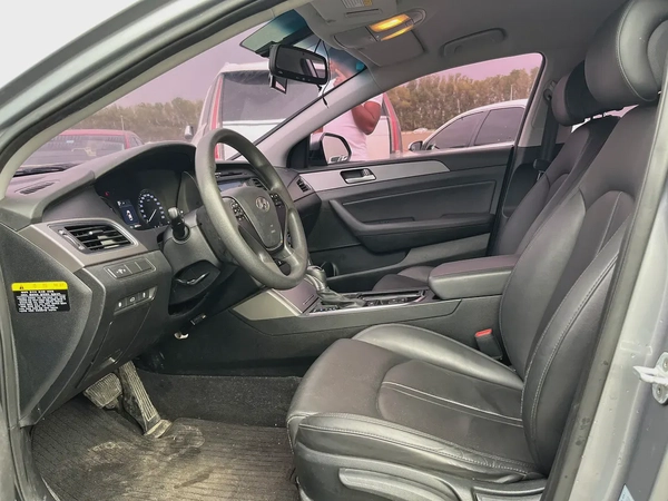 Hyundai Sonata GL 2016 - Korean Specs