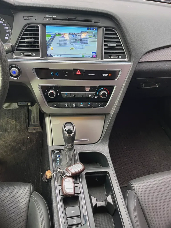 Hyundai Sonata GL 2016 - Korean Specs