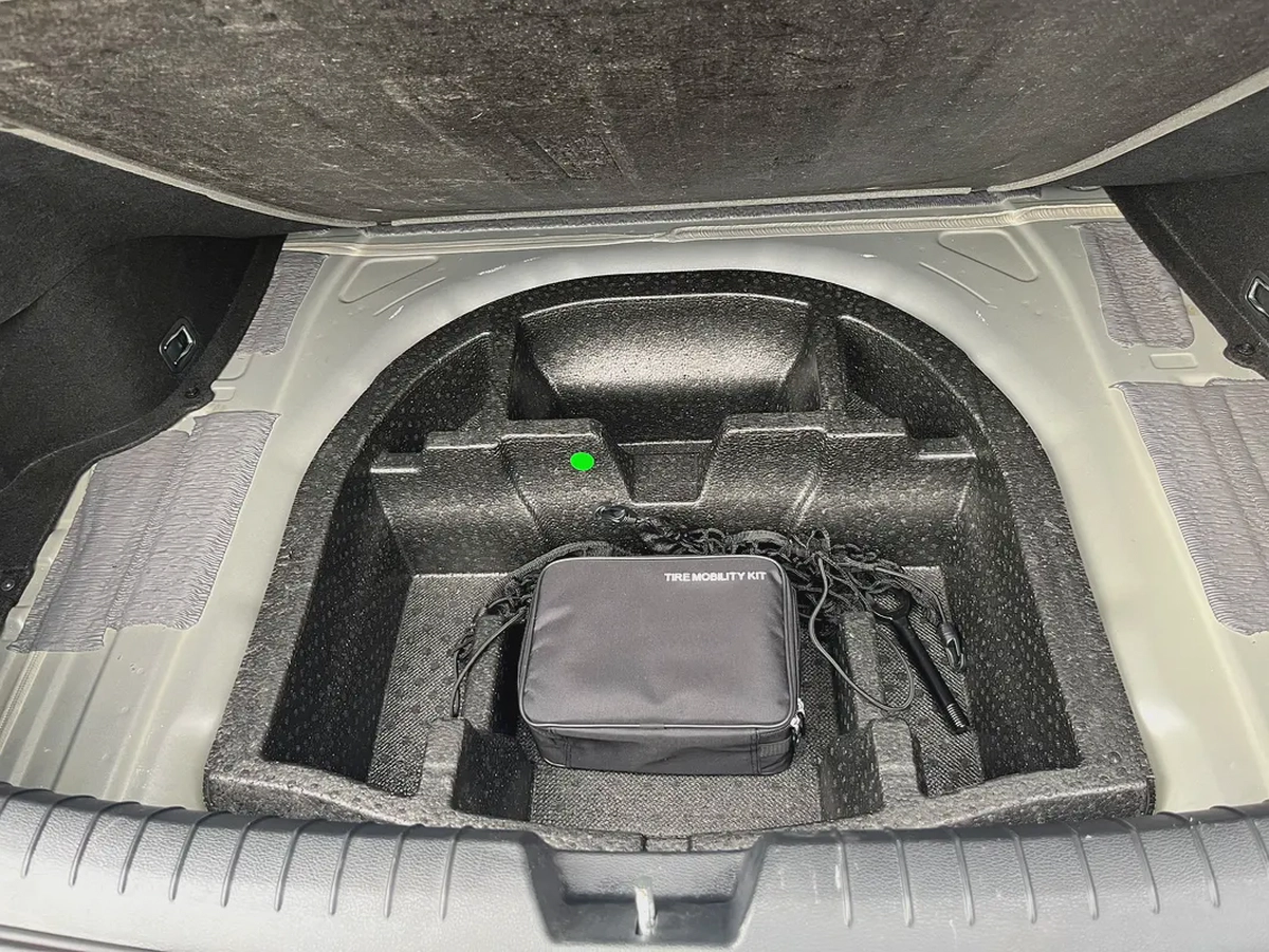 Hyundai Sonata GL 2016 - Korean Specs-16-16