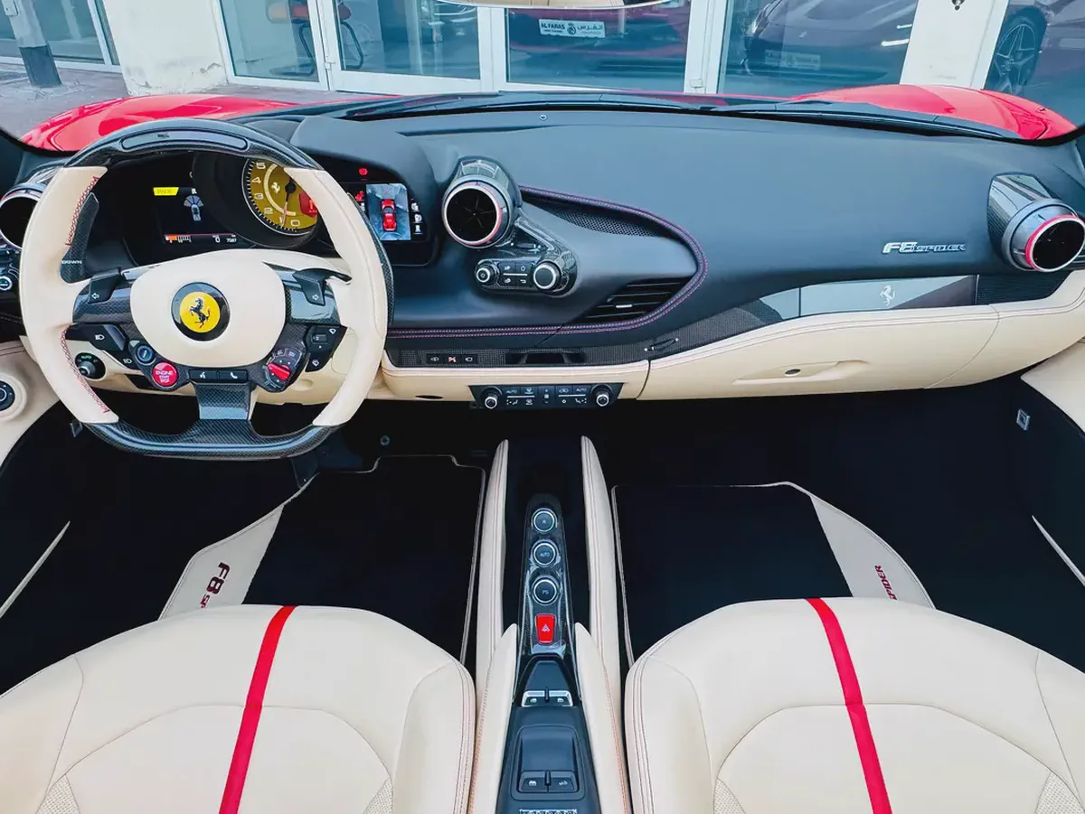 Ferrari F8 Spider V8 Turbo HELE 2022-11-11