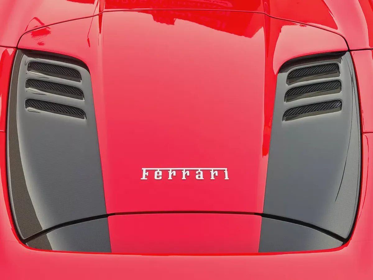 Ferrari F8 Spider V8 Turbo HELE 2022-8-8