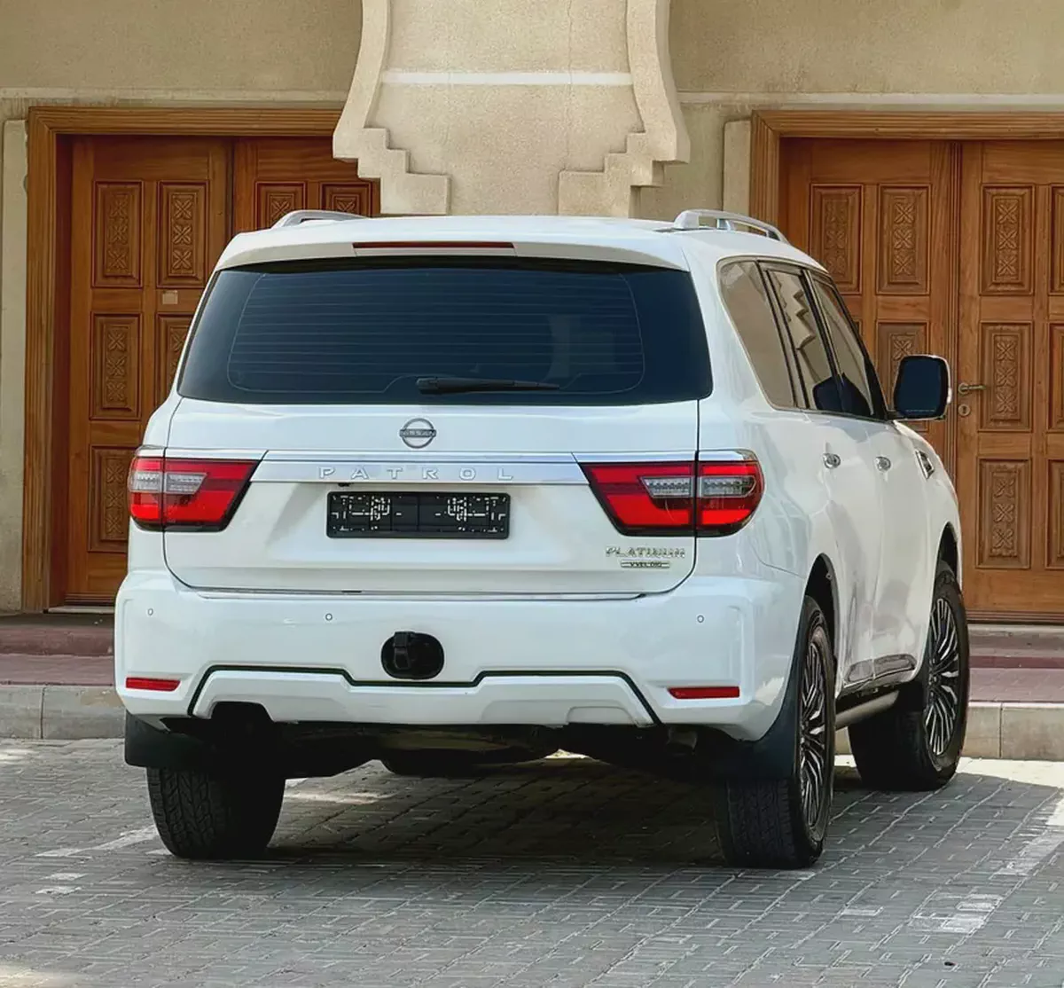 Nissan Patrol 2014 LE Platinum GCC Specs - Top Option-14-14