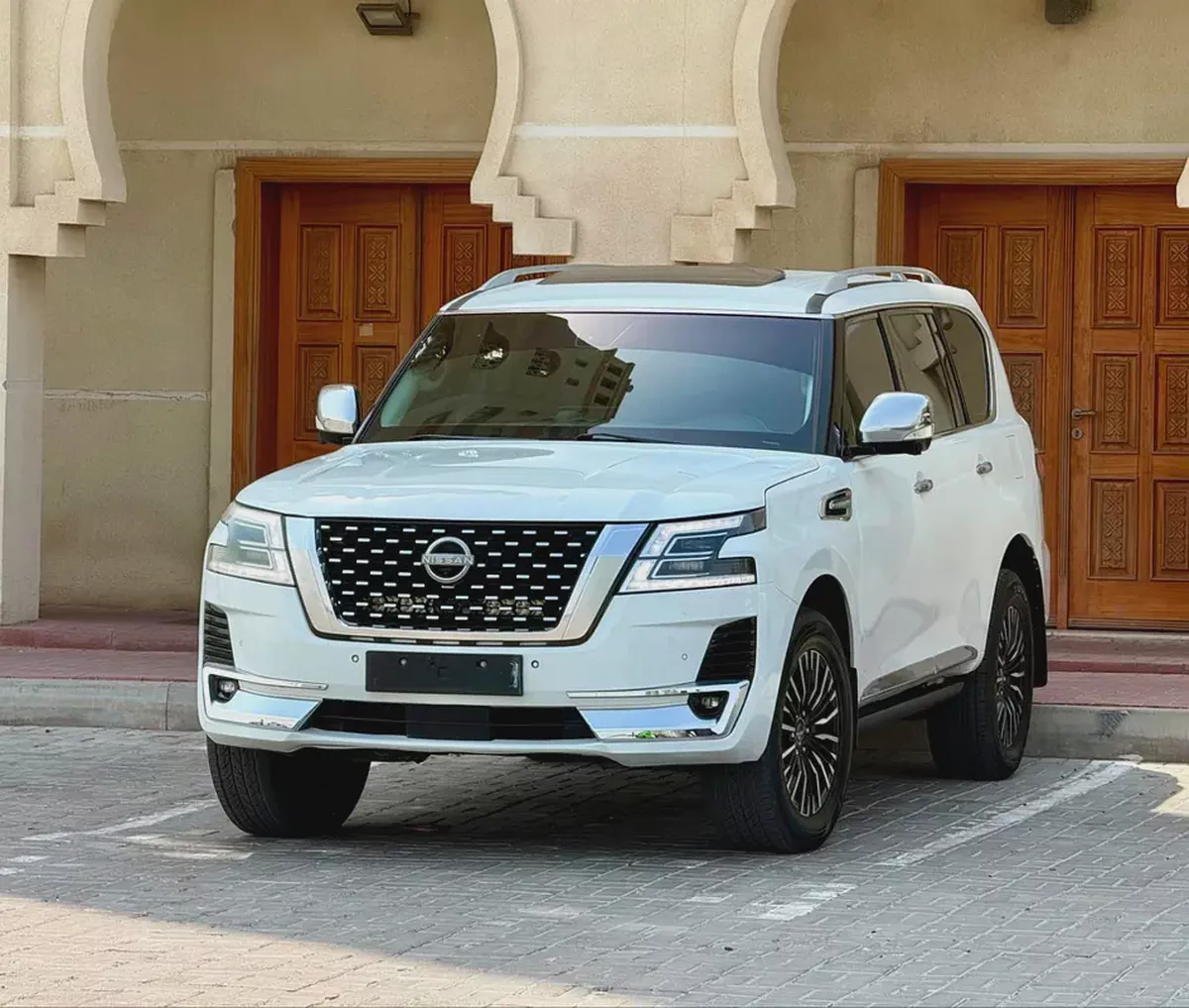 Nissan Patrol 2014 LE Platinum GCC Specs - Top Option-15-15