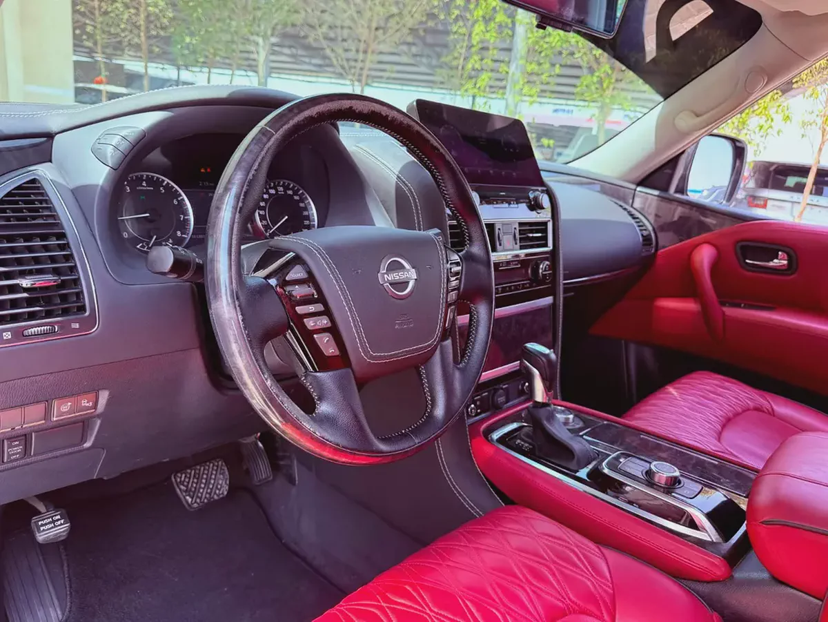 Nissan Patrol 2014 LE Platinum GCC Specs - Top Option-7-7