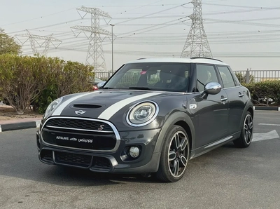2017 MINI Cooper S JCW - GCC Specs - Excellent Condition-4