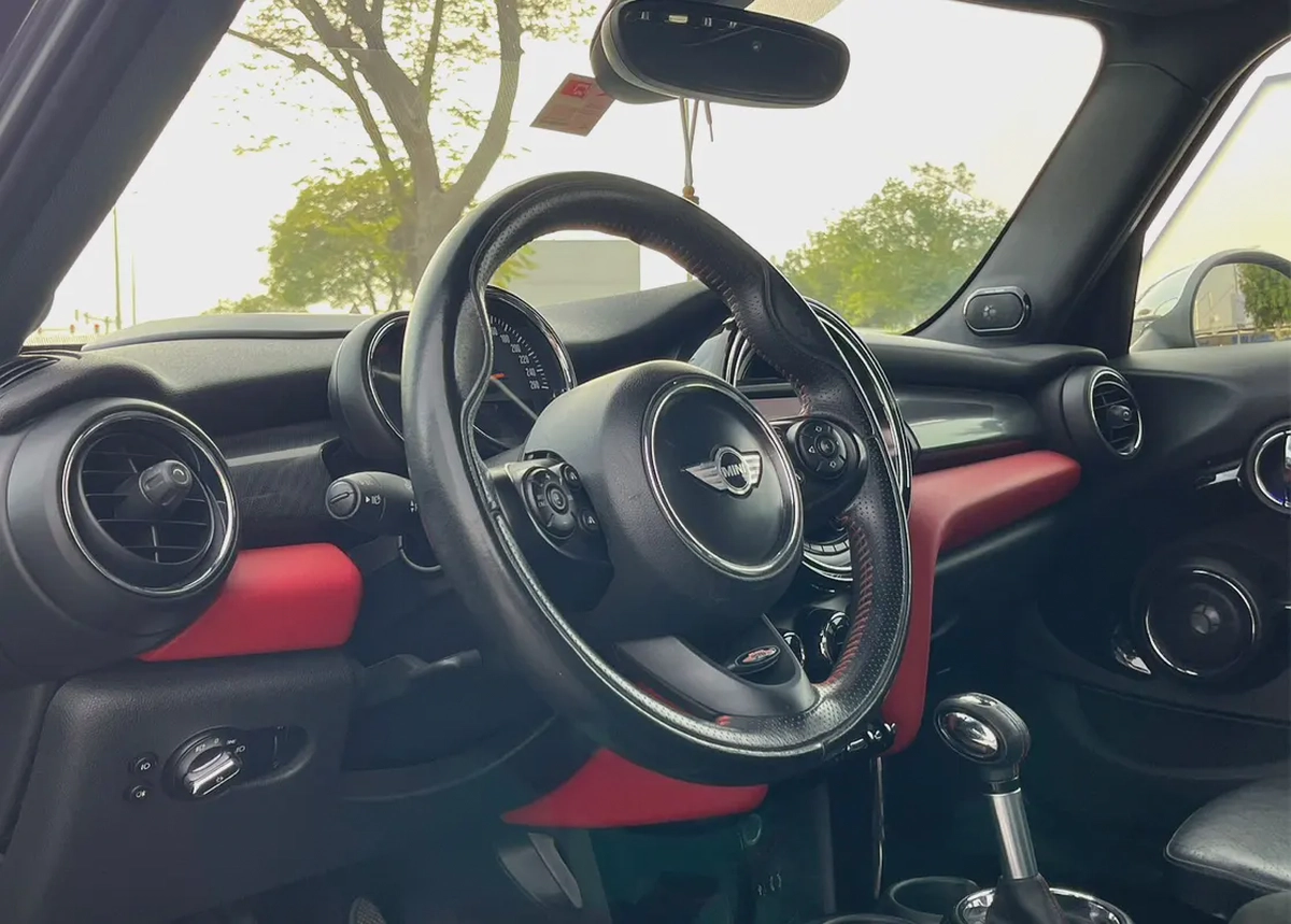 2017 MINI Cooper S JCW - GCC Specs - Excellent Condition