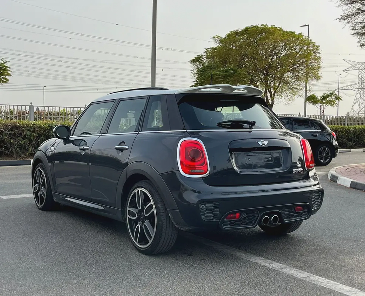 2017 MINI Cooper S JCW - GCC Specs - Excellent Condition