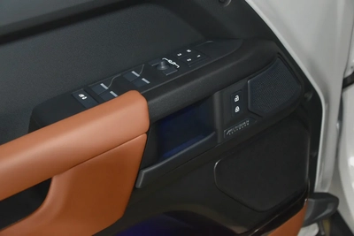Land Rover Defender 110 Octa 2026 - GCC - Al Tayer Motors-8