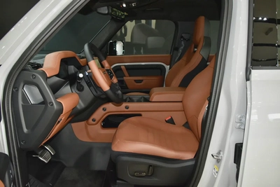 Land Rover Defender 110 Octa 2026 - GCC - Al Tayer Motors-9