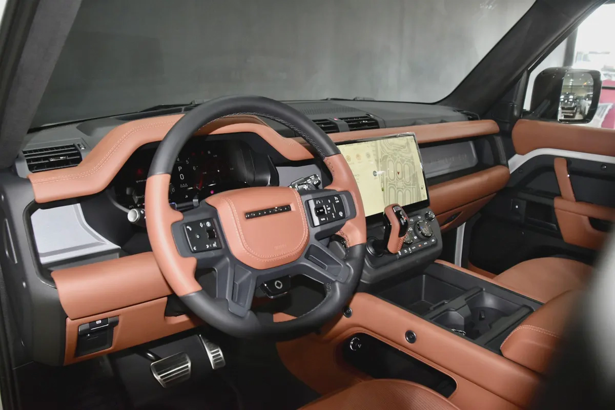 Land Rover Defender 110 Octa 2026 - GCC - Al Tayer Motors-12-12