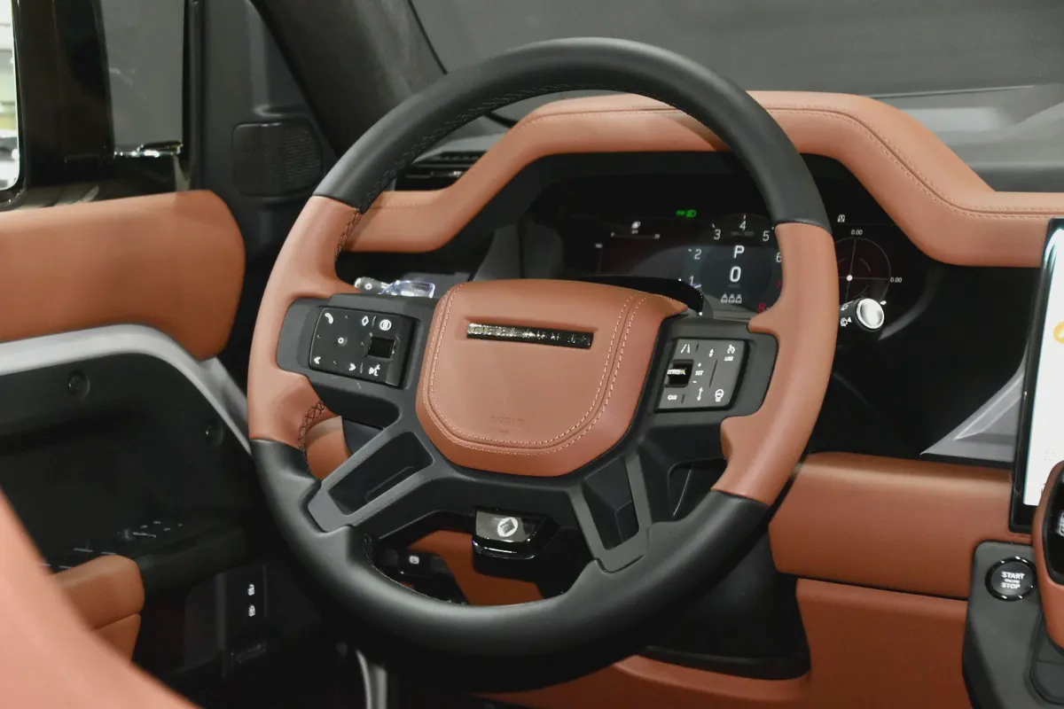 Land Rover Defender 110 Octa 2026 - GCC - Al Tayer Motors-15-15